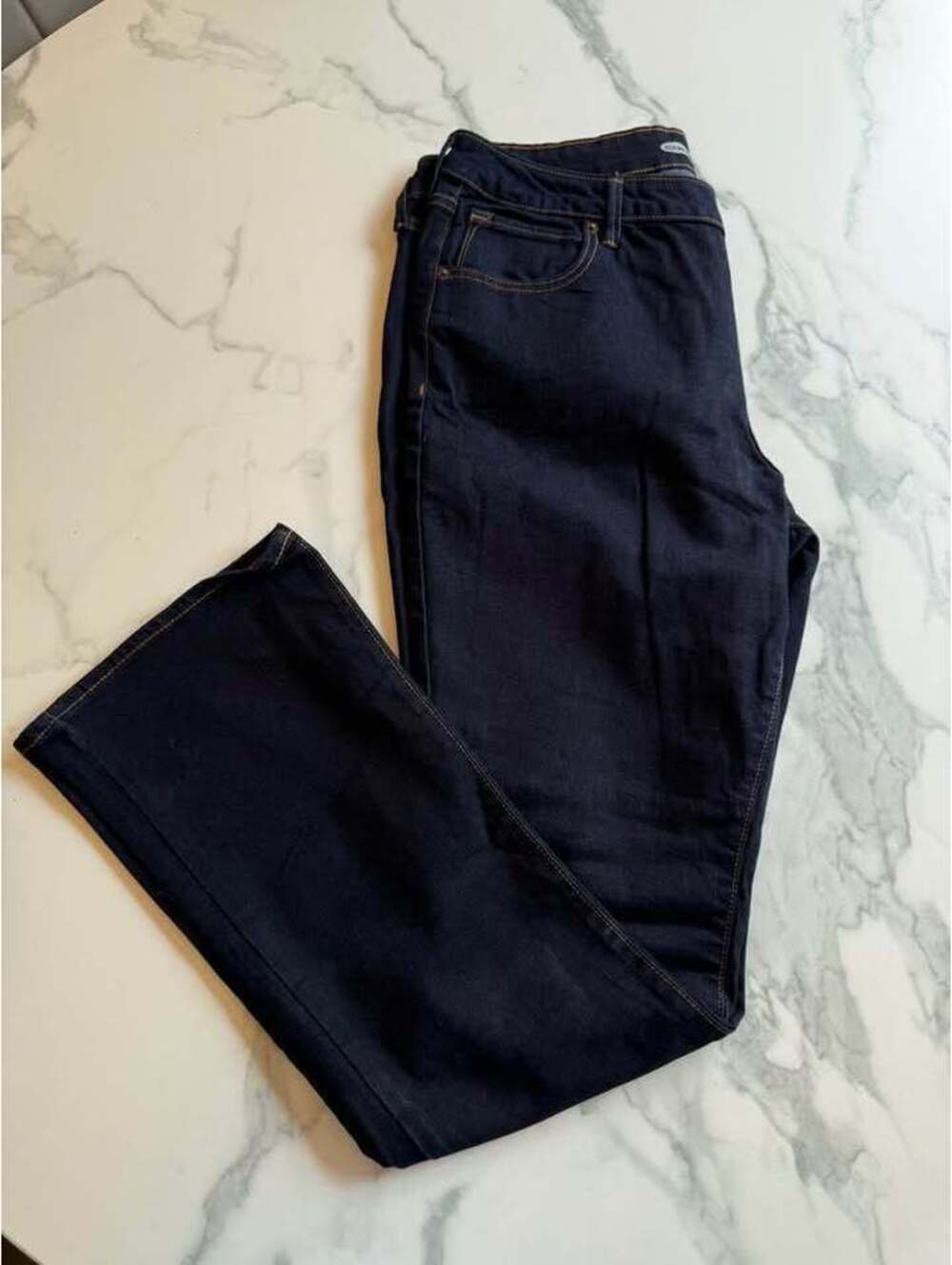 Woman’s Old Navy Rock Star dark wash jeans 16